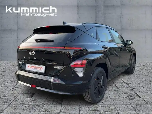 HYUNDAI KONA TREND (4/15)