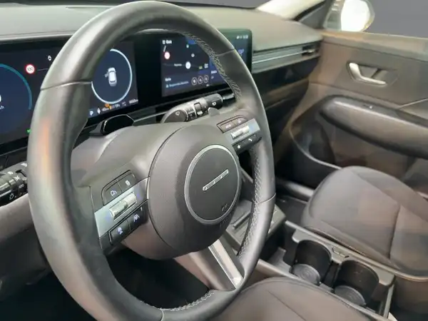 HYUNDAI KONA TREND (9/14)