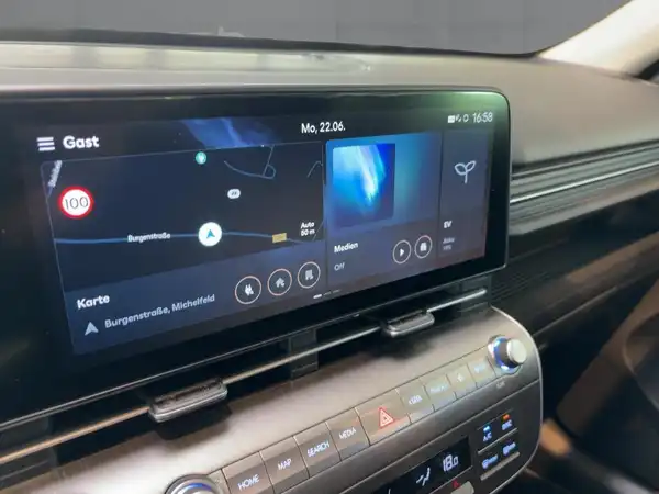 HYUNDAI KONA TREND (10/14)