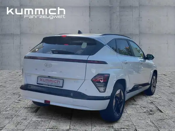 HYUNDAI KONA EV (4/15)