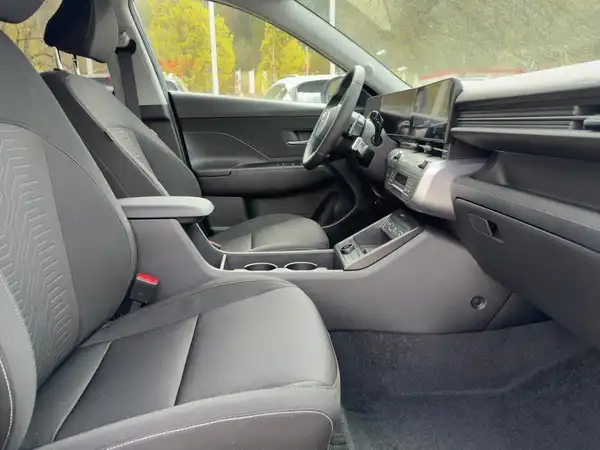 HYUNDAI KONA TREND (11/14)