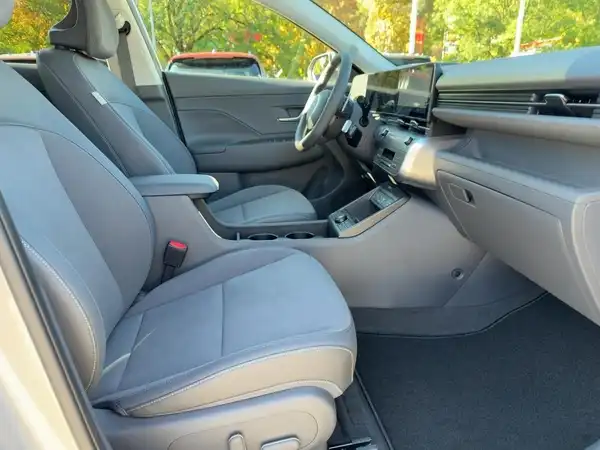 HYUNDAI KONA PRIME (11/15)