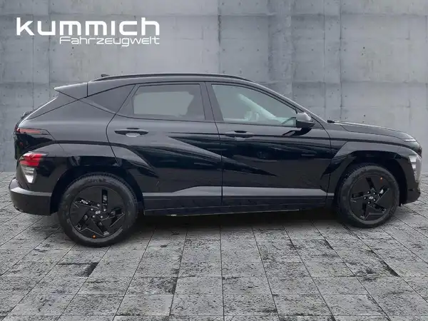 HYUNDAI KONA TREND (3/15)