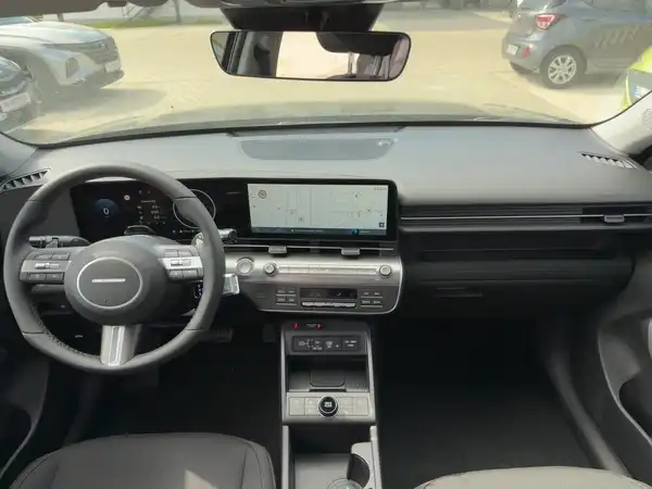 HYUNDAI KONA TREND (8/14)