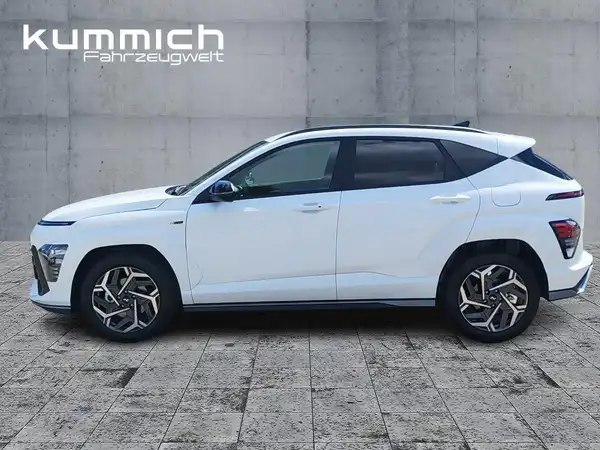 HYUNDAI KONA N LINE (12/13)