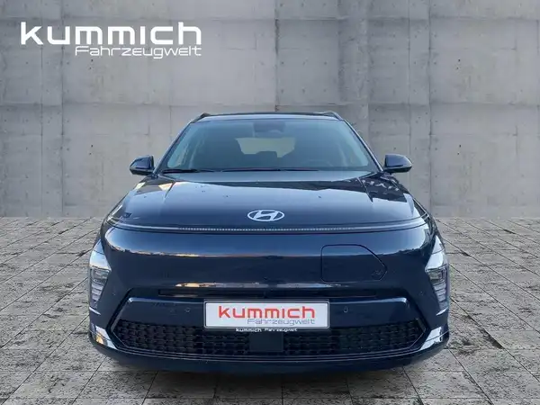 HYUNDAI KONA TREND (2/14)