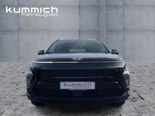 HYUNDAI KONA TREND (2/15)