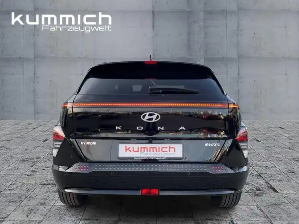 HYUNDAI KONA TREND (5/15)