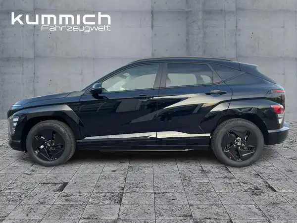 HYUNDAI KONA TREND (6/15)