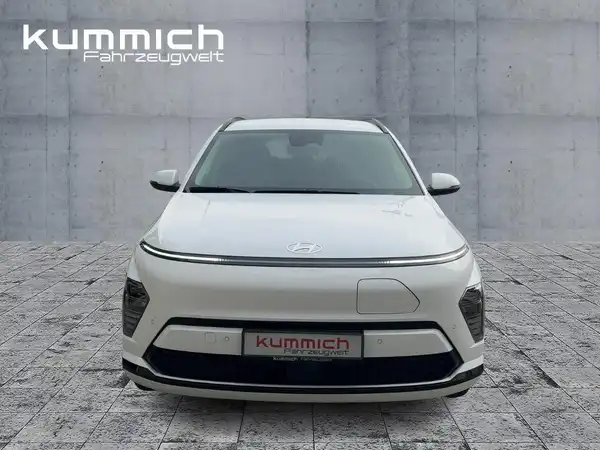 HYUNDAI KONA TREND (2/11)