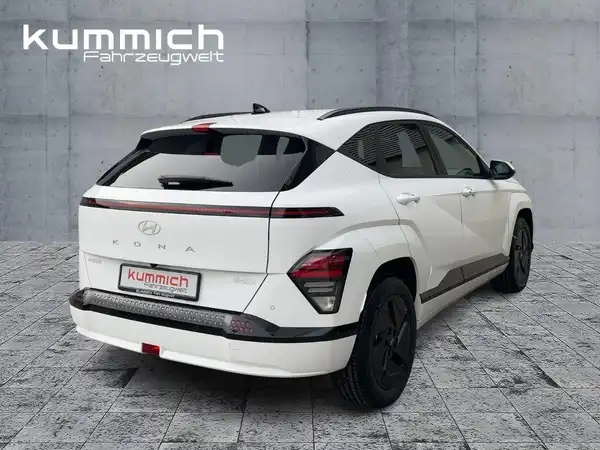 HYUNDAI KONA TREND (4/11)