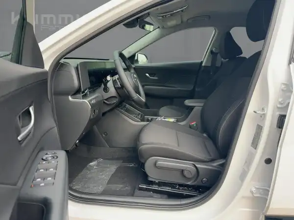 HYUNDAI KONA TREND (9/11)