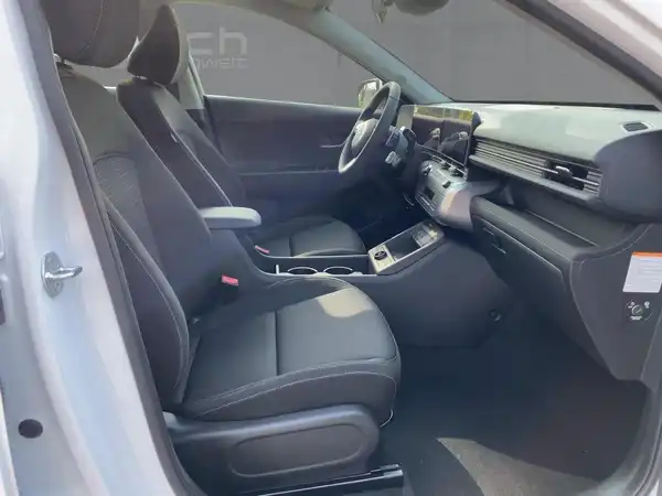 HYUNDAI KONA SELECT (11/14)