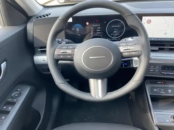 HYUNDAI KONA SELECT (9/14)