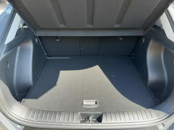 HYUNDAI KONA TREND (13/15)