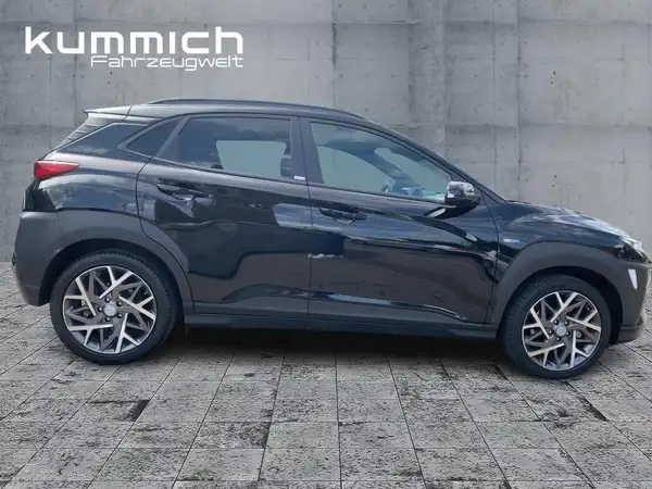 HYUNDAI KONA (3/15)