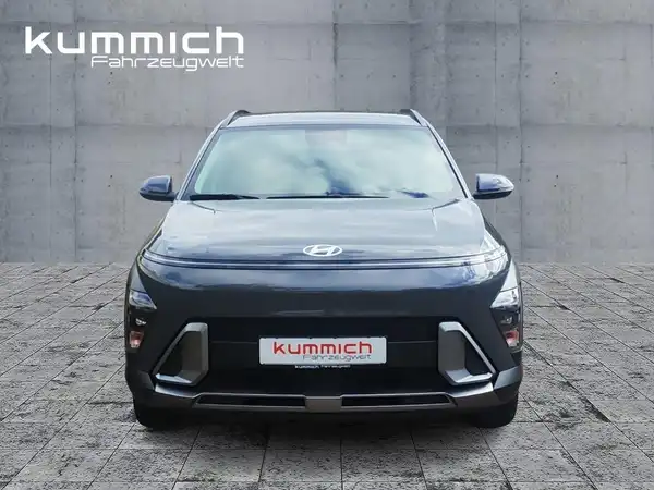 HYUNDAI KONA TREND (6/14)