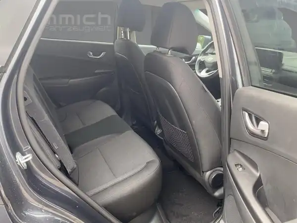HYUNDAI KONA ELEKTRO (12/15)