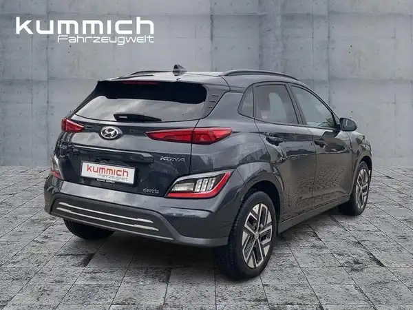 HYUNDAI KONA ELEKTRO (4/15)