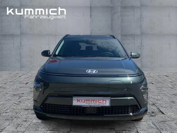 HYUNDAI KONA TREND (2/15)