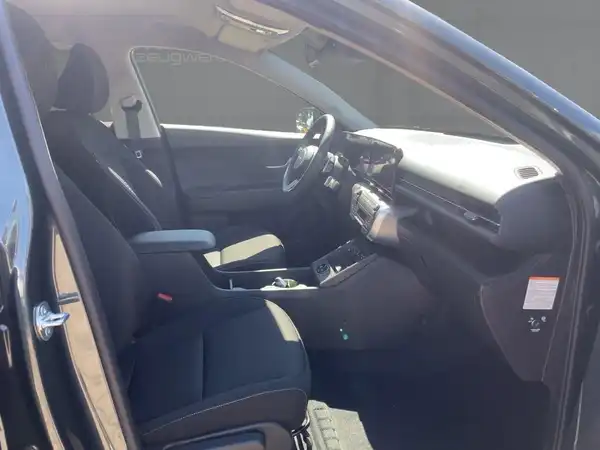 HYUNDAI KONA TREND (11/15)