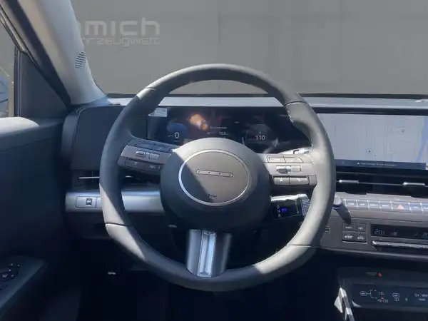 HYUNDAI KONA TREND (9/15)