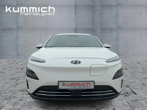 HYUNDAI KONA TREND (2/15)