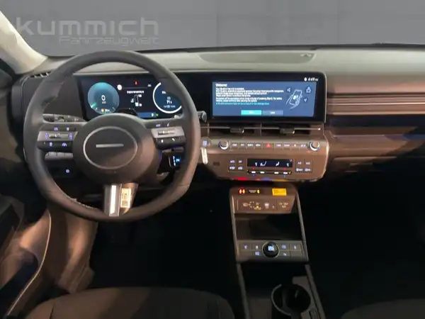 HYUNDAI KONA (8/15)