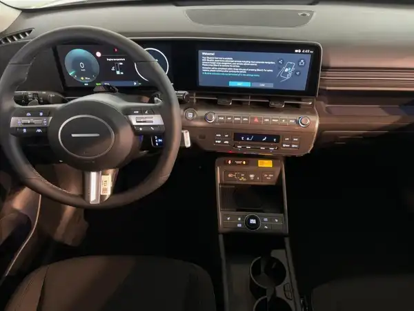 HYUNDAI KONA (10/15)