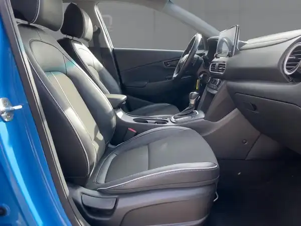 HYUNDAI KONA (11/15)