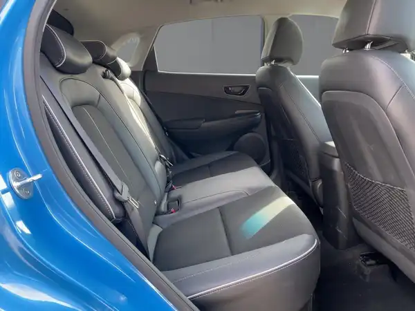 HYUNDAI KONA (12/15)