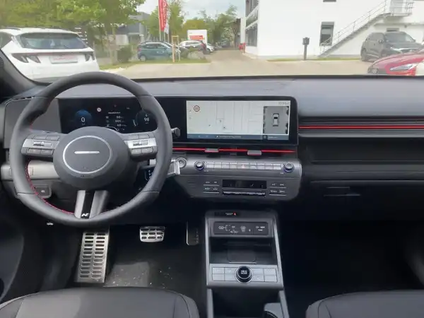 HYUNDAI KONA N LINE (8/15)