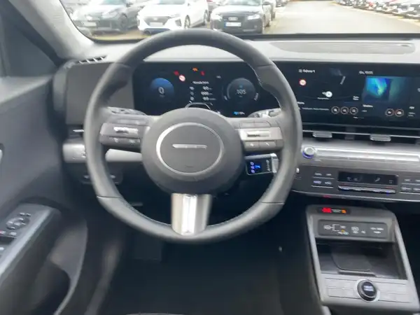 HYUNDAI KONA TREND (9/15)