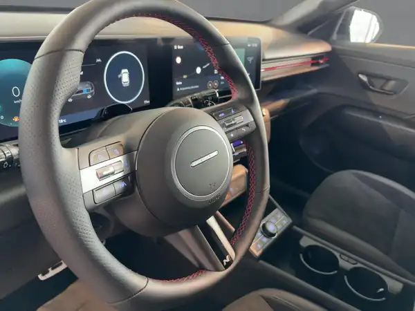 HYUNDAI KONA N LINE (9/14)