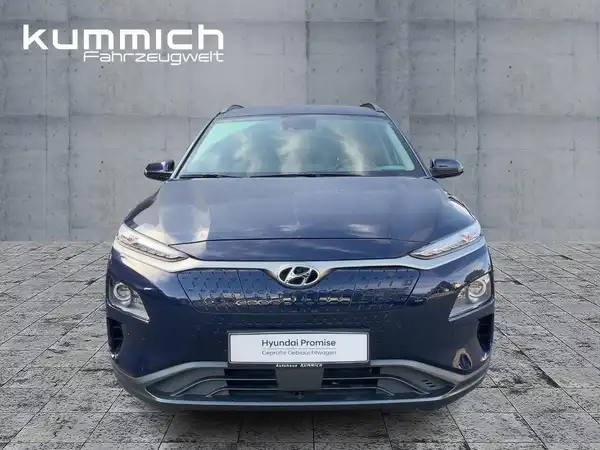 HYUNDAI KONA ELEKTRO (2/15)