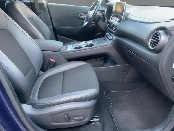 HYUNDAI KONA ELEKTRO (11/15)