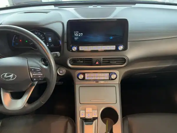 HYUNDAI KONA ELEKTRO (10/15)