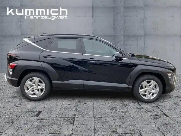 HYUNDAI KONA TREND (3/15)