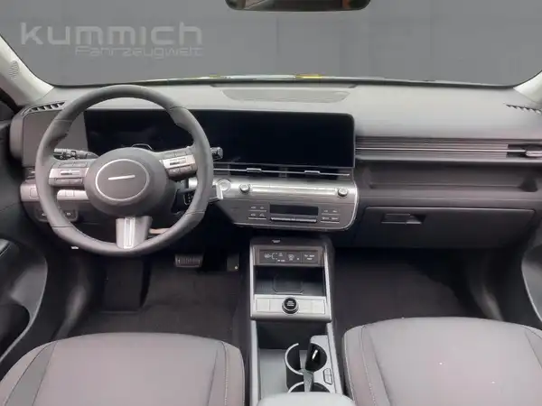 HYUNDAI KONA TREND (8/15)