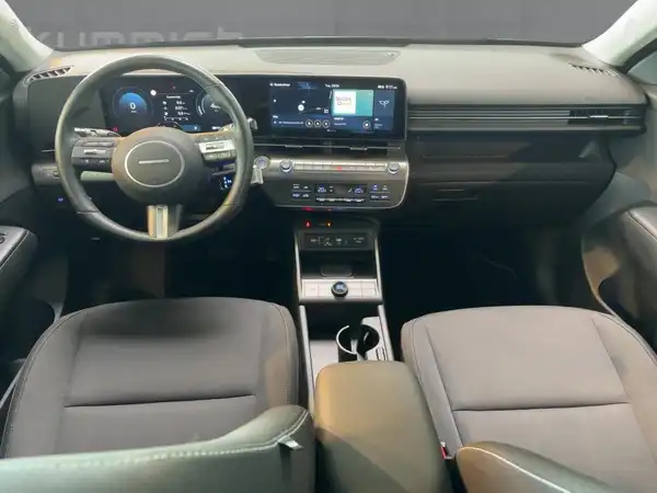 HYUNDAI KONA TREND (8/14)