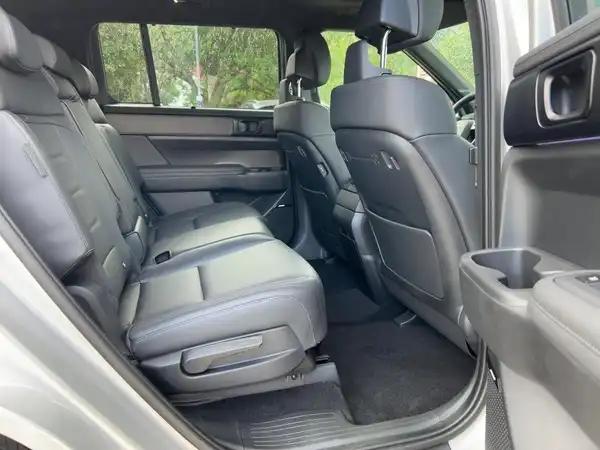 HYUNDAI SANTA FE BLACKLINE (12/15)