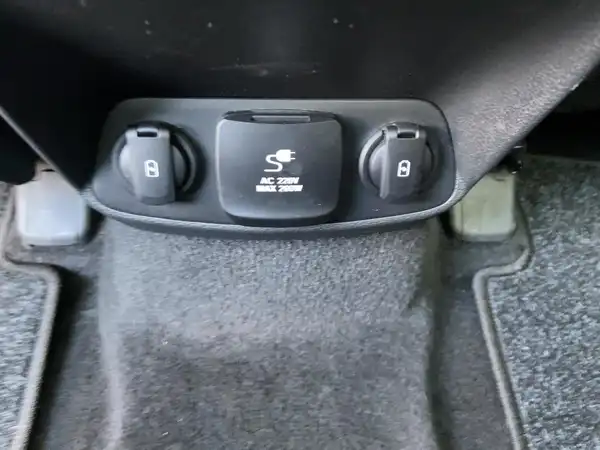 HYUNDAI SANTA FE (14/15)