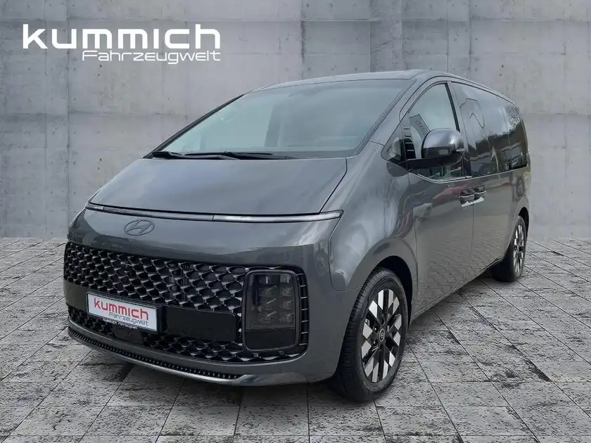 HYUNDAI STARIA (1/16)
