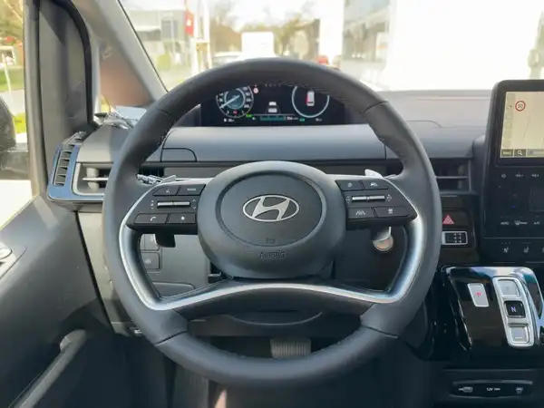 HYUNDAI STARIA 9-SITZER PRIME (9/15)