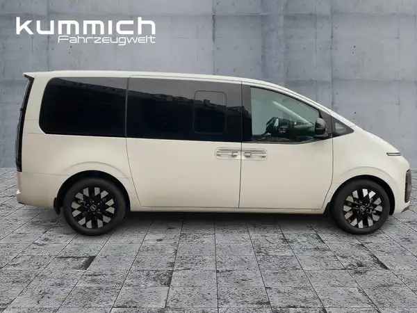 HYUNDAI STARIA (3/15)