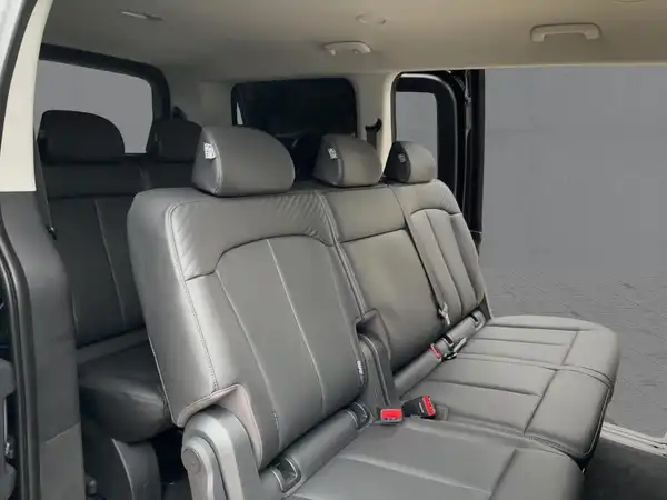 HYUNDAI STARIA (12/14)