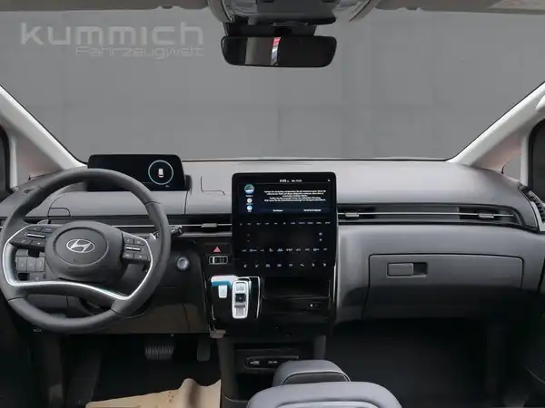 HYUNDAI STARIA (8/14)