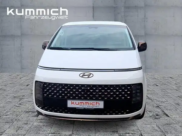 HYUNDAI STARIA Allrad (2/15)
