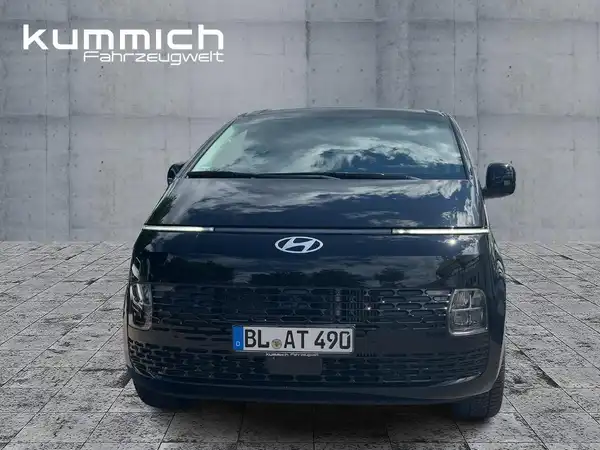 HYUNDAI STARIA (2/14)