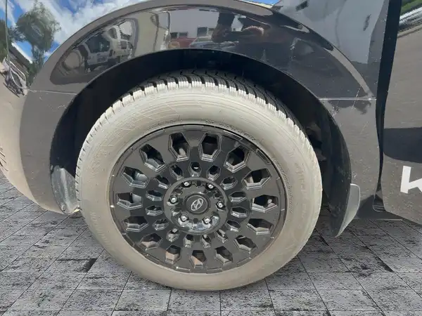 HYUNDAI STARIA (7/14)